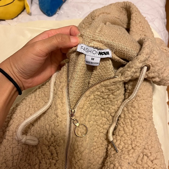 Beary Furry Jumpsuit 🐻🧸 - Picture 13 of 13